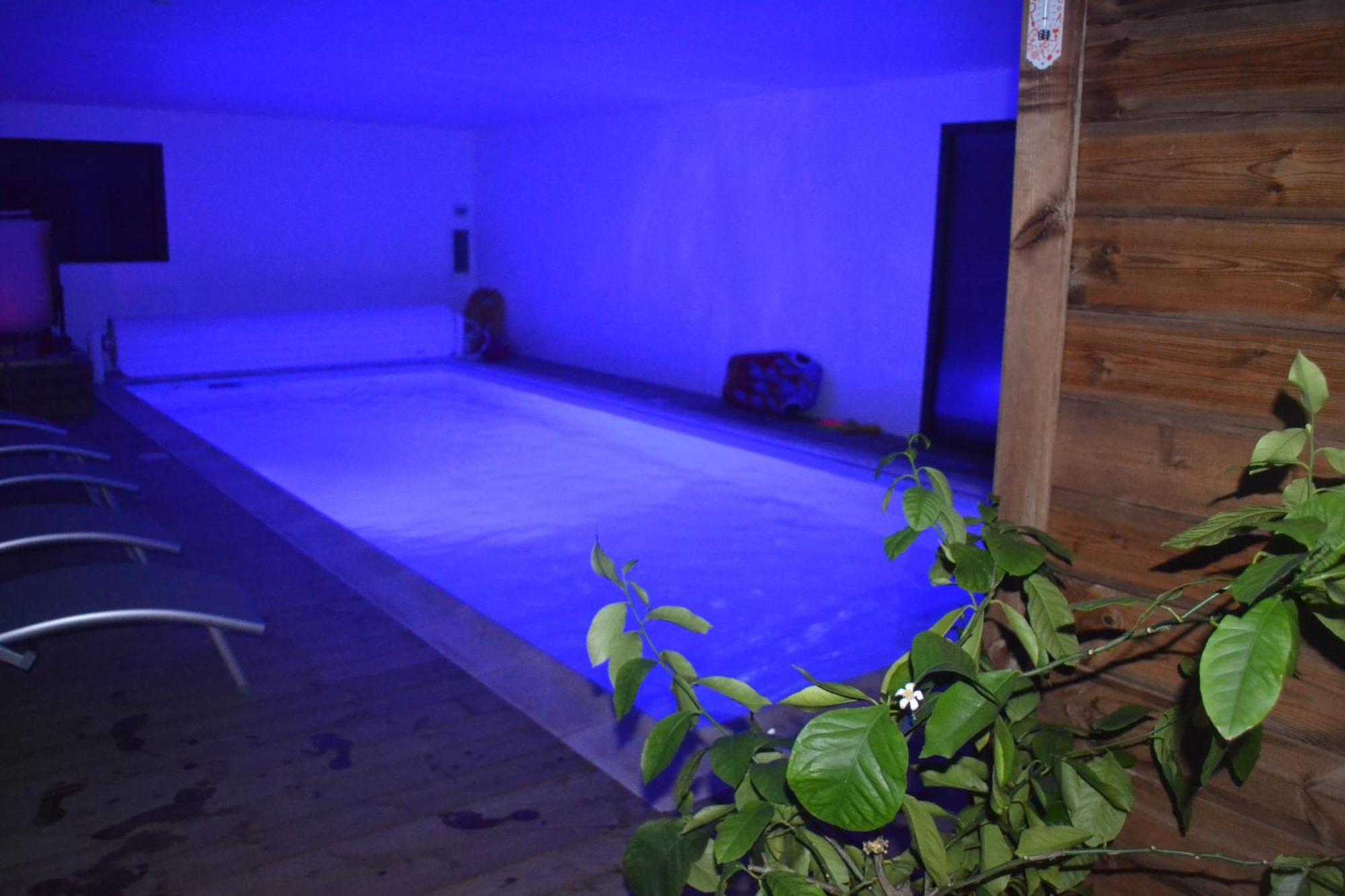 Piscine Interieure Privee Chauffee Toute L Annee Et Spa St Martin Saint-Martin-l'Hortier Экстерьер фото